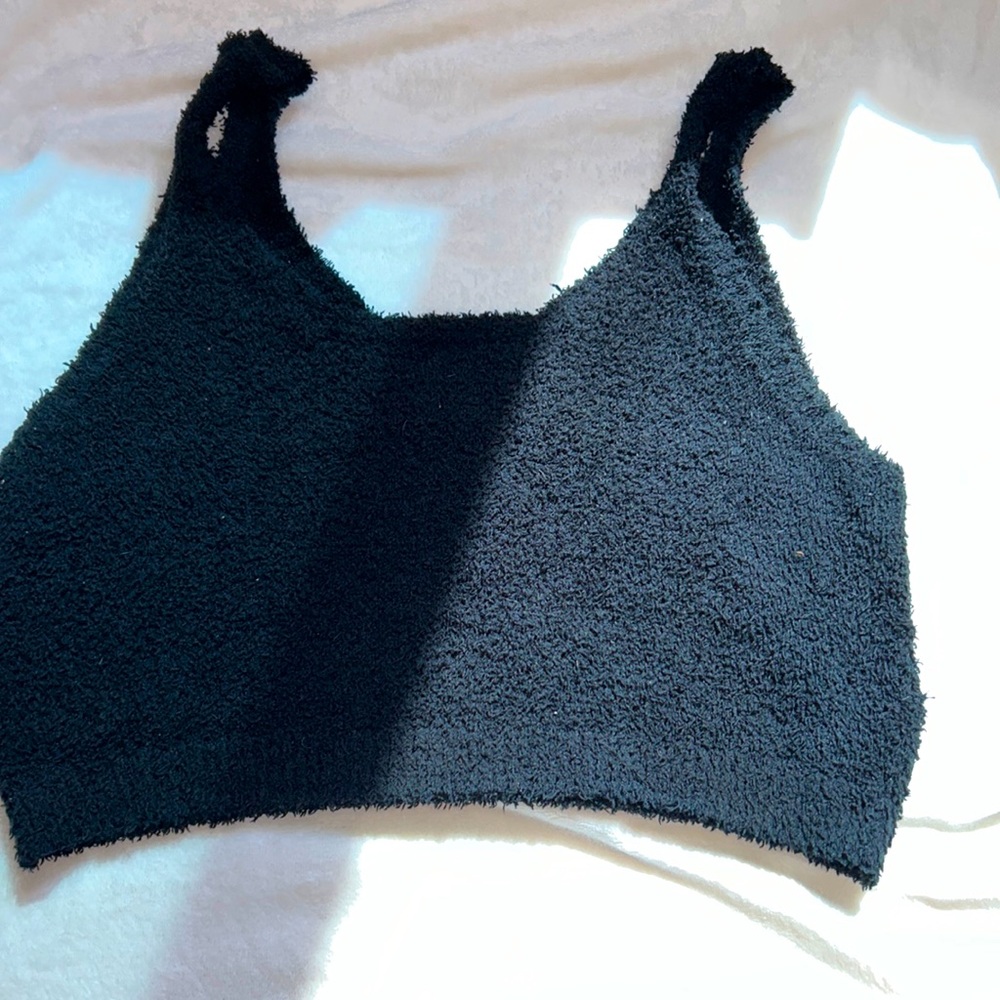 black fluffy sleeping top, size M